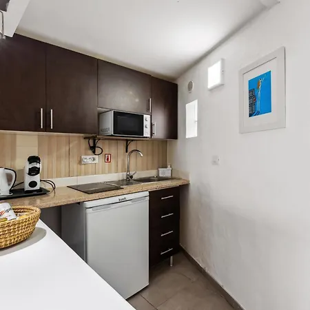 La Santa - Casa Marosenia * Güime